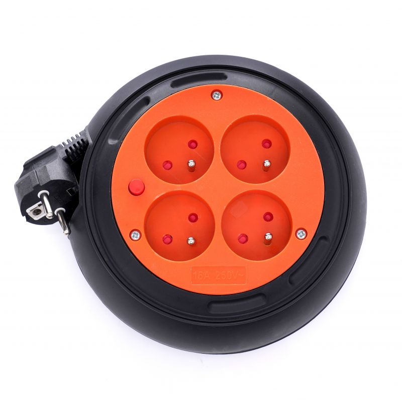 Sissetõmmatav pikendusjuhe 6 m KD4038 – pilt 1
