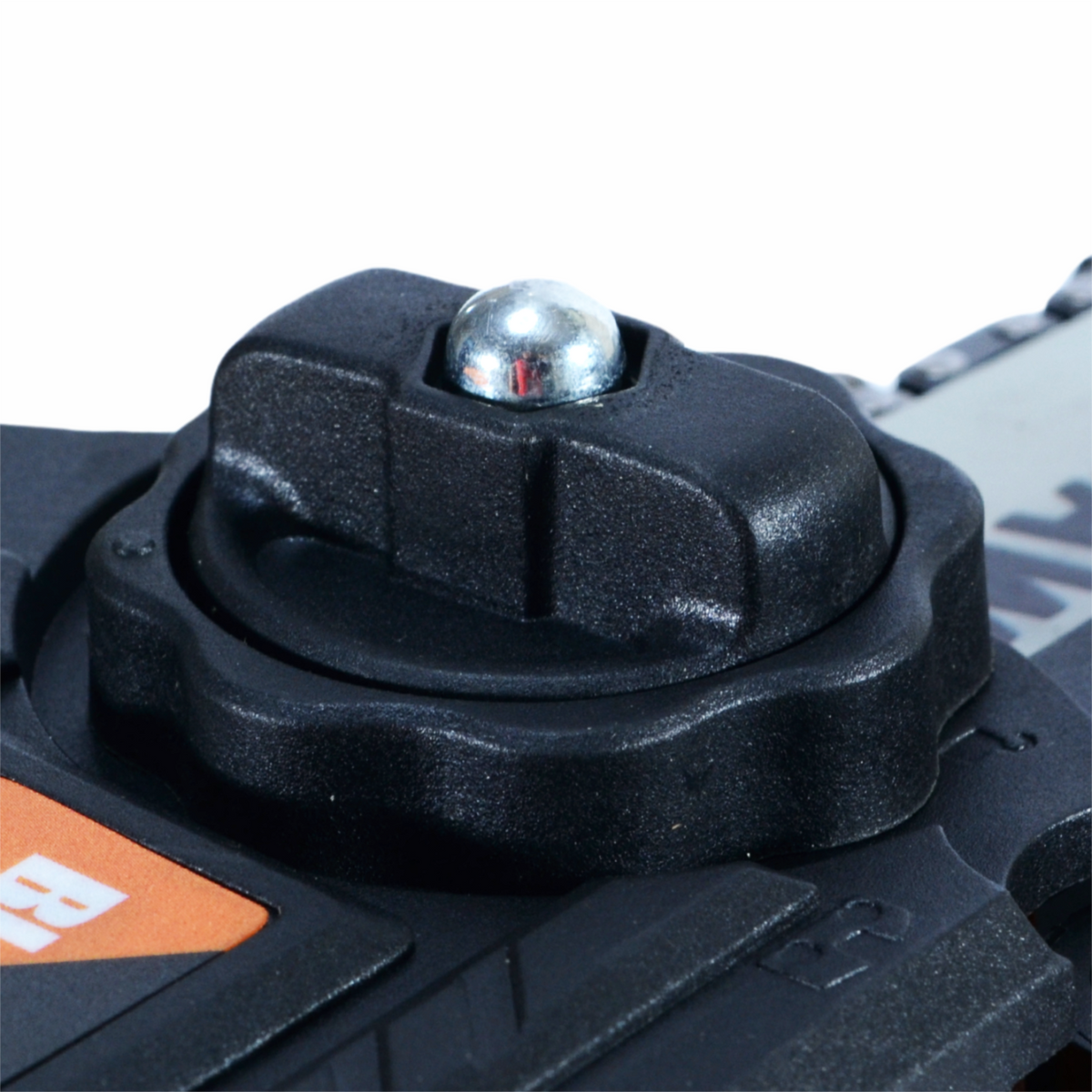 BLACK juhtmeta minikettsaag 150 mm 21 V 2 Ah kahe akuga ja käsimäärimisega 53741 – pilt 8