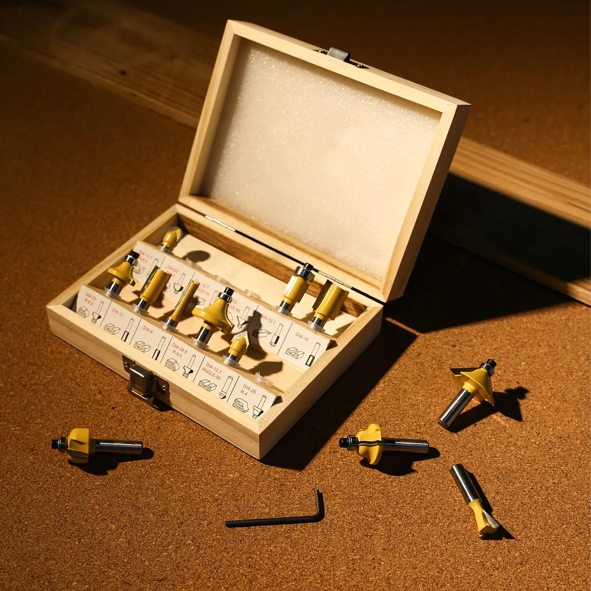 12-osaline kiirtööterasest puidutöötlusfreeside komplekt RC-K-2302 – pilt 7