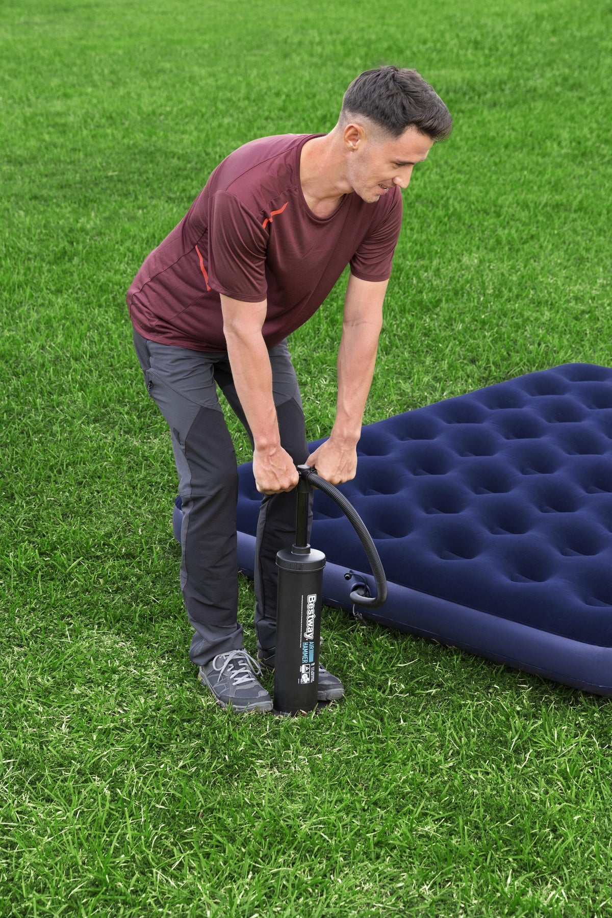 Bestway käsikolbpump madratsitele ja basseinidele, 48 cm, 3,5 l, must 62030 – pilt 8